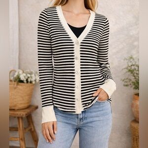 Black & White Striped Ribbed Cardigan | Button Front | Size Small?
